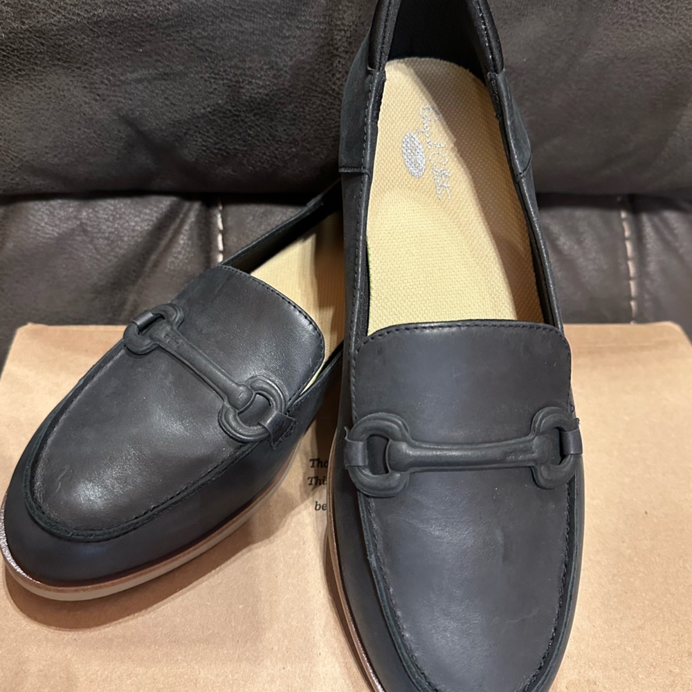 Dr. Scholl's Black Loafers for Women